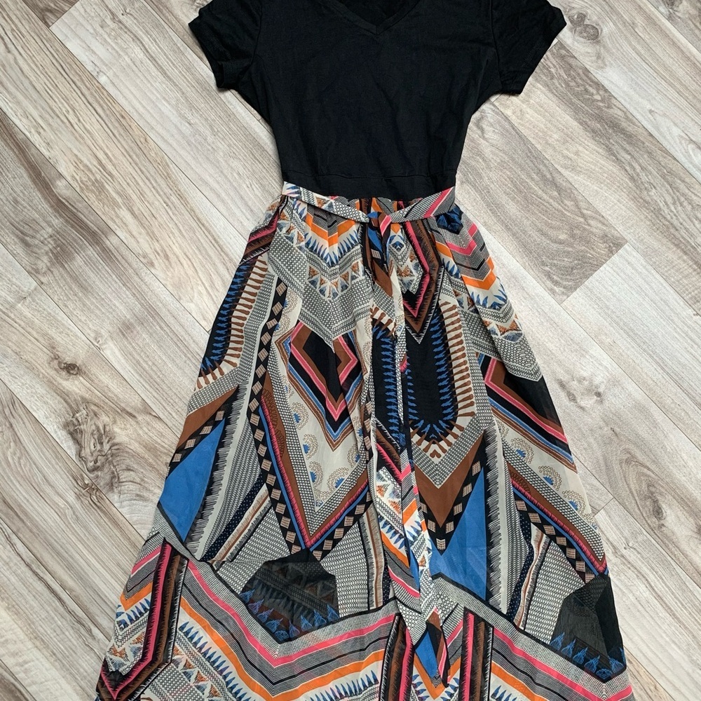 Cute & classy Boho summer maxi dress! Sz small